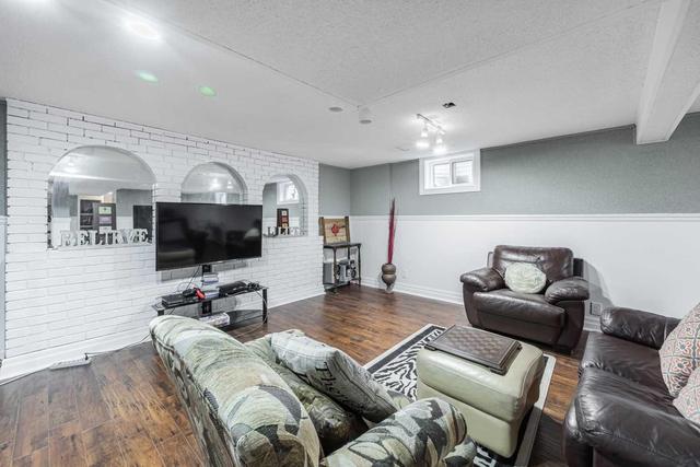 982 Mesa Cres, House detached with 4 bedrooms, 4 bathrooms and 2 parking in Mississauga ON | Image 17