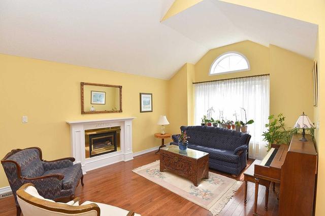 34 Winter Way, House detached with 3 bedrooms, 4 bathrooms and 4 parking in Brantford ON | Image 38