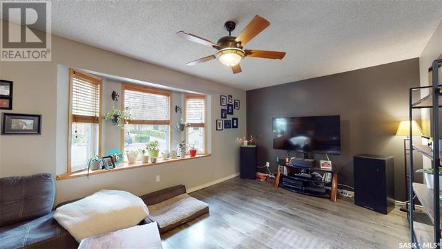 522 Upland Drive, House detached with 5 bedrooms, 2 bathrooms and null parking in Regina SK | Image 7