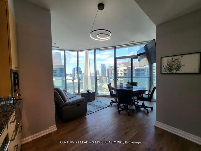 2907 - 12 York St, Condo with 2 bedrooms, 2 bathrooms and 1 parking in Toronto ON | Image 1