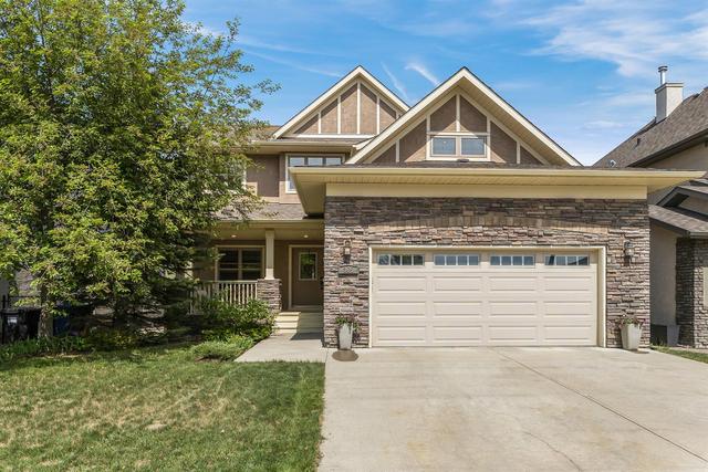 365 Discovery Ridge Boulevard Sw, House detached with 4 bedrooms, 3 bathrooms and 4 parking in Calgary AB | Image 2