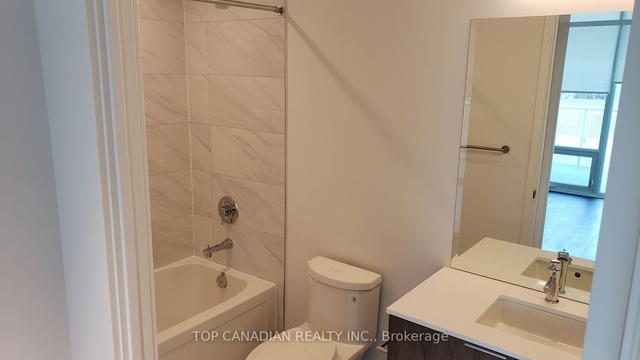 722 - 15 Queens Quay E, Condo with 2 bedrooms, 2 bathrooms and 1 parking in Toronto ON | Image 19