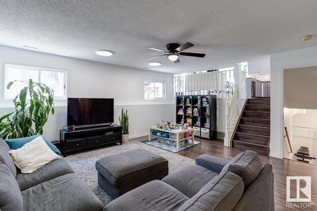 4652 16a Av Nw, House detached with 5 bedrooms, 3 bathrooms and 4 parking in Edmonton AB | Image 10