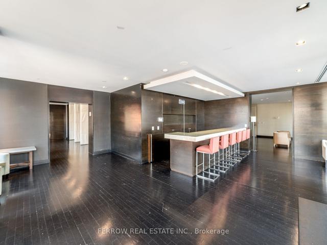 2209 - 18 Yorkville Ave, Condo with 2 bedrooms, 2 bathrooms and 1 parking in Toronto ON | Image 26
