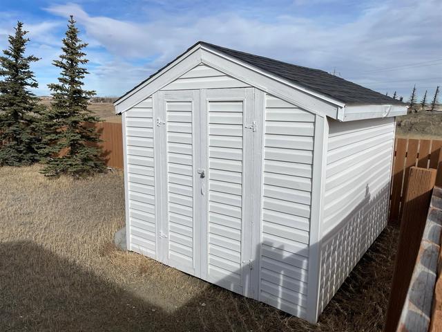95026 - River Ridge Road, House detached with 4 bedrooms, 3 bathrooms and 4 parking in Lethbridge County AB | Image 38