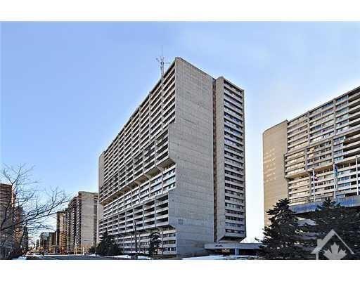 2205 - 500 Laurier Avenue W, Condo with 2 bedrooms, 2 bathrooms and 1 parking in Ottawa ON | Image 1