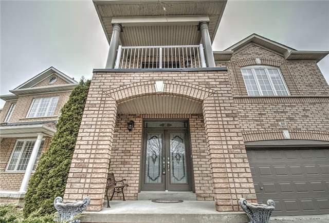 80 Ledge Rock Dr, House detached with 4 bedrooms, 3 bathrooms and 2 parking in Vaughan ON | Image 2
