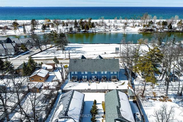 85 River Rd E, House attached with 3 bedrooms, 3 bathrooms and 3 parking in Wasaga Beach ON | Image 20