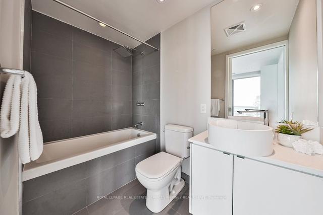2501 - 60 Colborne St, Condo with 3 bedrooms, 4 bathrooms and 2 parking in Toronto ON | Image 24