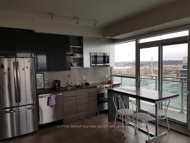 1009 - 33 Shore Breeze Blvd, Condo with 2 bedrooms, 2 bathrooms and 1 parking in Toronto ON | Image 4