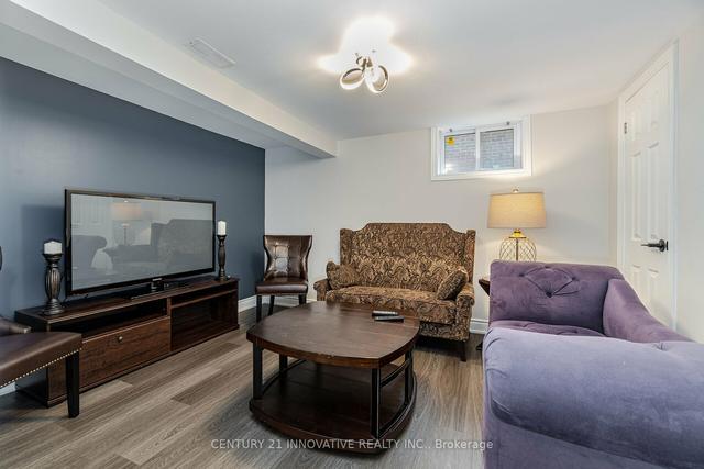 401 Dorchester Cres, House detached with 3 bedrooms, 6 bathrooms and 6 parking in Burlington ON | Image 17