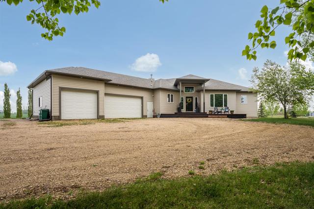 209 - 46520 213 Range, House detached with 4 bedrooms, 2 bathrooms and 6 parking in Camrose County AB | Image 1