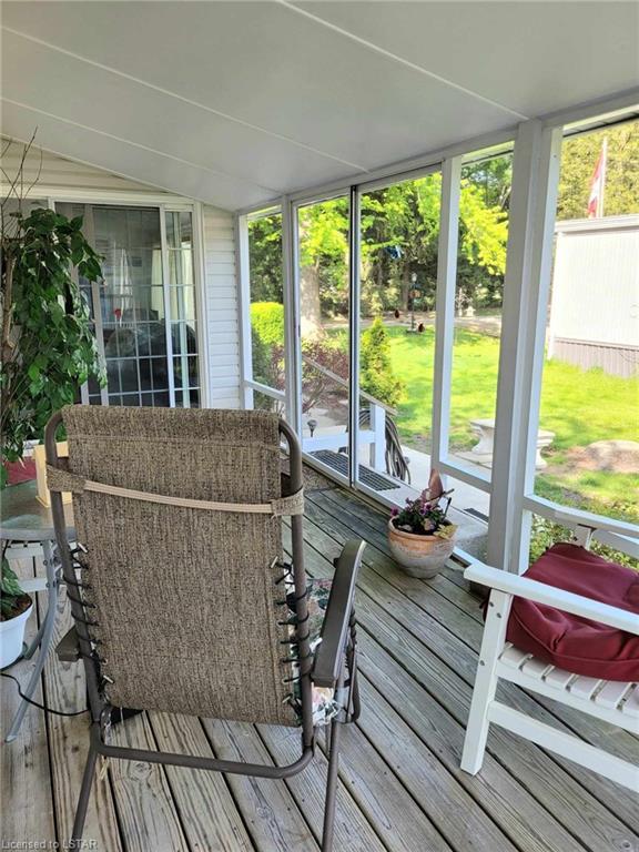 25 - 9839 Lakeshore Road, House detached with 2 bedrooms, 1 bathrooms and 2 parking in Lambton Shores ON | Image 16