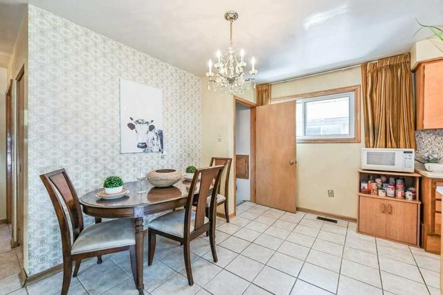 79 East 16th St, House detached with 3 bedrooms, 2 bathrooms and 3 parking in Hamilton ON | Image 5