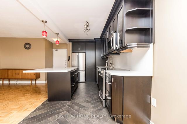 1411 - 177 Linus Rd, Condo with 2 bedrooms, 2 bathrooms and 1 parking in Toronto ON | Image 4