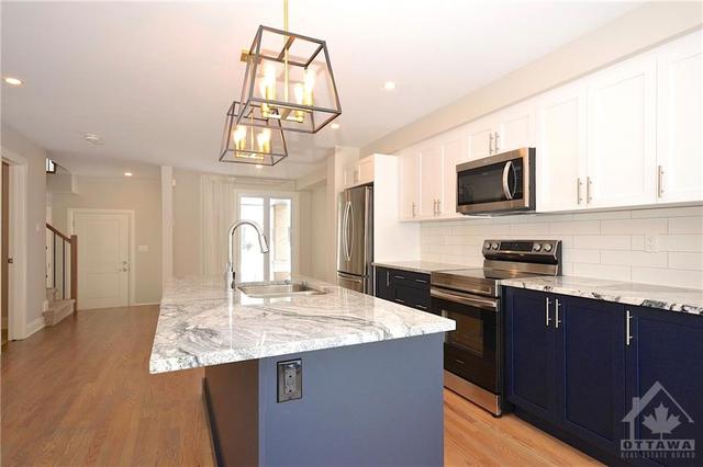 109 Porter Street, Townhouse with 3 bedrooms, 3 bathrooms and 3 parking in Ottawa ON | Image 14