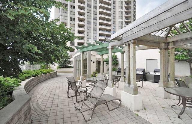 216 - 25 Kingsbridge Garden Circ, Condo with 2 bedrooms, 2 bathrooms and 1 parking in Mississauga ON | Image 11