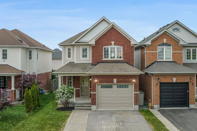 19 Courvier Cres, House detached with 3 bedrooms, 3 bathrooms and 3 parking in Clarington ON | Image 1