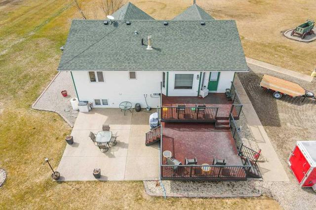 37549 781 Highway, House detached with 5 bedrooms, 2 bathrooms and 4 parking in Red Deer County AB | Image 27