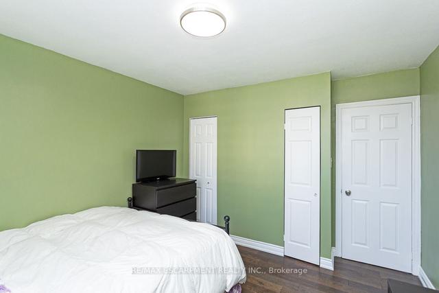 501 - 851 Queenston Rd, Condo with 2 bedrooms, 1 bathrooms and 1 parking in Hamilton ON | Image 10