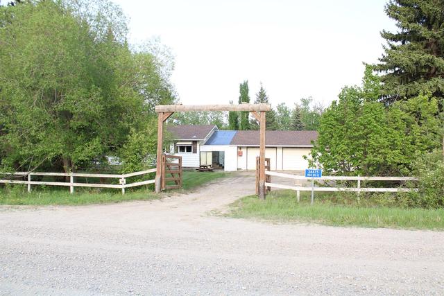 34475 Rr 12, House detached with 4 bedrooms, 1 bathrooms and 4 parking in Red Deer County AB | Image 3