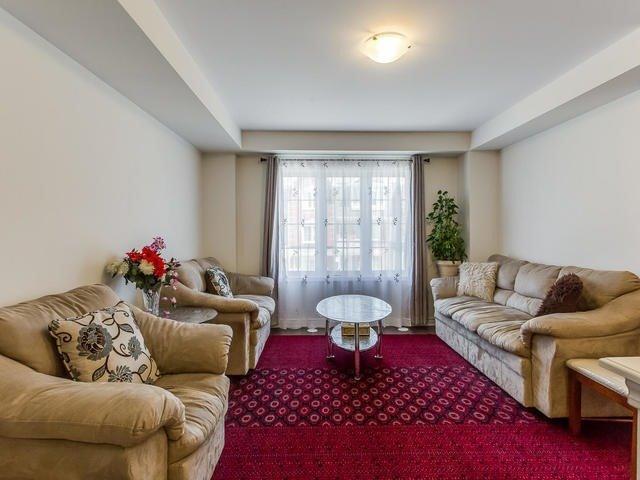 03 - 1625 Leblanc Court Crt W, House attached with 3 bedrooms, 3 bathrooms and 2 parking in Milton ON | Image 6