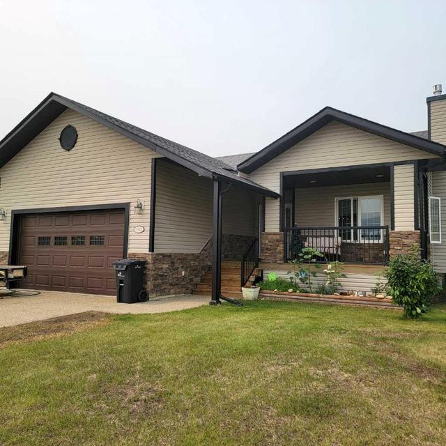 13022 91 Street, House detached with 4 bedrooms, 3 bathrooms and 2 parking in Peace River AB | Image 1
