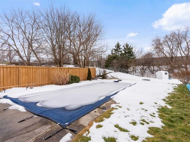 51 Woodlawn Ave, House semidetached with 3 bedrooms, 1 bathrooms and 2 parking in Brantford ON | Image 27