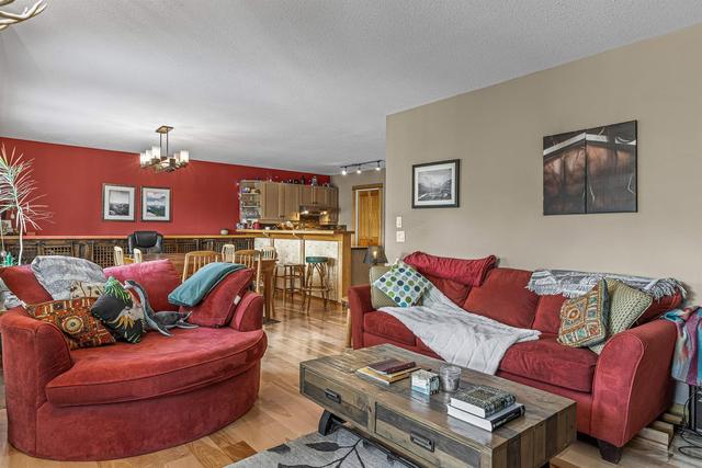 3f - 8 Otter Lane, Condo with 2 bedrooms, 2 bathrooms and 1 parking in Banff AB | Image 7
