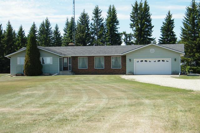 41322 Highway 855, House detached with 4 bedrooms, 3 bathrooms and 6 parking in Flagstaff County AB | Image 1