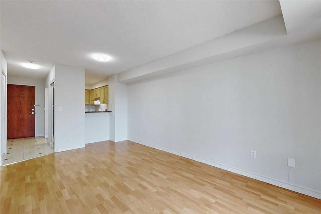 309 - 8 Pemberton Ave, Condo with 1 bedrooms, 1 bathrooms and 1 parking in Toronto ON | Image 5