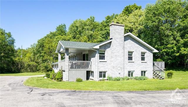 117 County 5 Road, House detached with 3 bedrooms, 2 bathrooms and 20 parking in Front of Yonge ON | Image 23