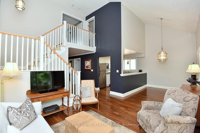 28 - 25 Hamilton St S, Condo with 3 bedrooms, 2 bathrooms and 3 parking in Hamilton ON | Image 39