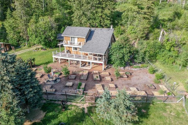 575 North Fork Road, House detached with 4 bedrooms, 2 bathrooms and 2 parking in North Okanagan E BC | Image 59