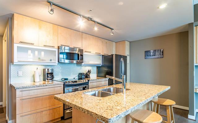 2501 - 215 13 Avenue Sw, Condo with 2 bedrooms, 2 bathrooms and 1 parking in Calgary AB | Image 8