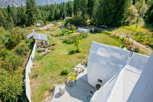 1450 Stewart Creek Road, House detached with 3 bedrooms, 5 bathrooms and null parking in Kootenay Boundary C BC | Image 56