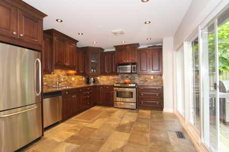 79 Edgewood Ave, House detached with 3 bedrooms, 3 bathrooms and 1 parking in Toronto ON | Image 2