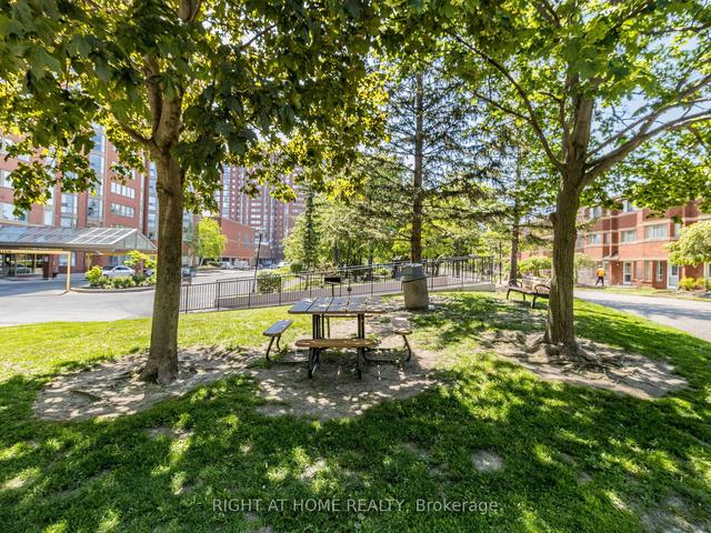 1602 - 2466 Eglinton Ave E, Condo with 2 bedrooms, 2 bathrooms and 1 parking in Toronto ON | Image 28