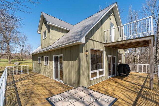 122 Cow Island, House detached with 3 bedrooms, 2 bathrooms and 1 parking in Otonabee South Monaghan ON | Image 12