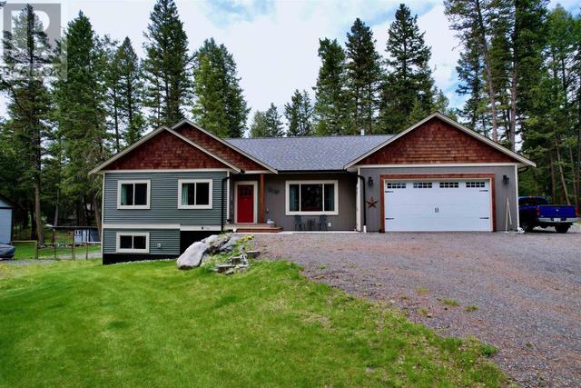 5356 Annaham Crescent, House detached with 5 bedrooms, 2 bathrooms and null parking in Columbia Shuswap F BC | Image 7