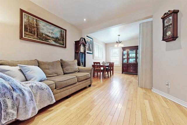 20 Greenlaw Ave, House detached with 3 bedrooms, 2 bathrooms and 2 parking in Toronto ON | Image 29