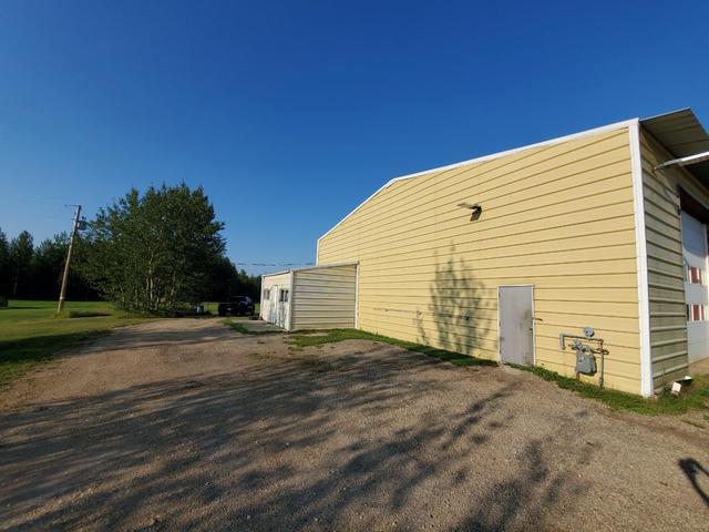 592061b Highway 658, House detached with 3 bedrooms, 2 bathrooms and 100 parking in Woodlands County AB | Image 44