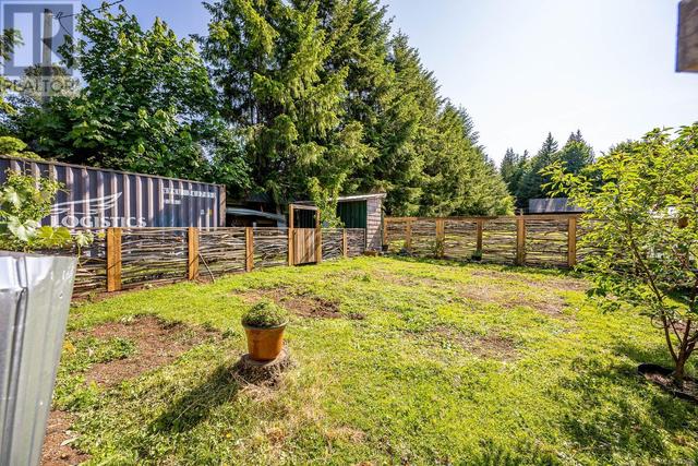 3326 Royston Rd, House detached with 5 bedrooms, 2 bathrooms and 10 parking in Comox Valley A BC | Image 40