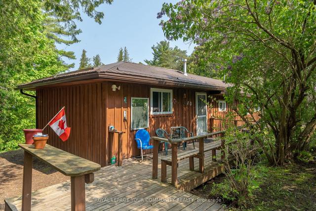 23 North Taylor Rd, House detached with 2 bedrooms, 2 bathrooms and 2 parking in Kawartha Lakes ON | Image 4