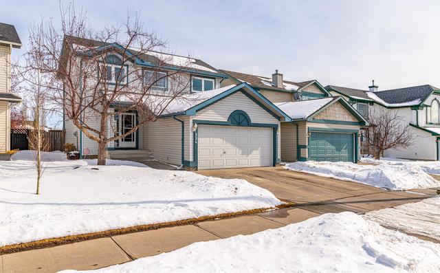 994 Coventry Drive Ne, House detached with 3 bedrooms, 2 bathrooms and 5 parking in Calgary AB | Image 2