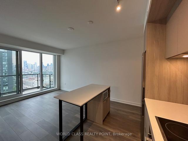 2405 - 130 River St N, Condo with 1 bedrooms, 1 bathrooms and 0 parking in Toronto ON | Image 3