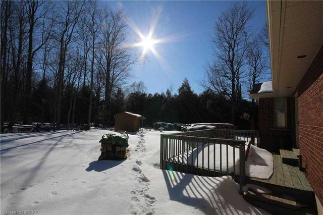 84040 Side Road 6 Rd, House detached with 3 bedrooms, 2 bathrooms and 7 parking in Meaford ON | Image 2