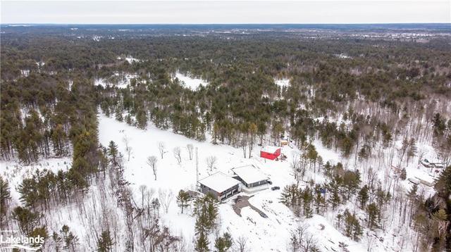 1115 North Kahshe Lake Road, House detached with 9 bedrooms, 4 bathrooms and null parking in Gravenhurst ON | Image 36