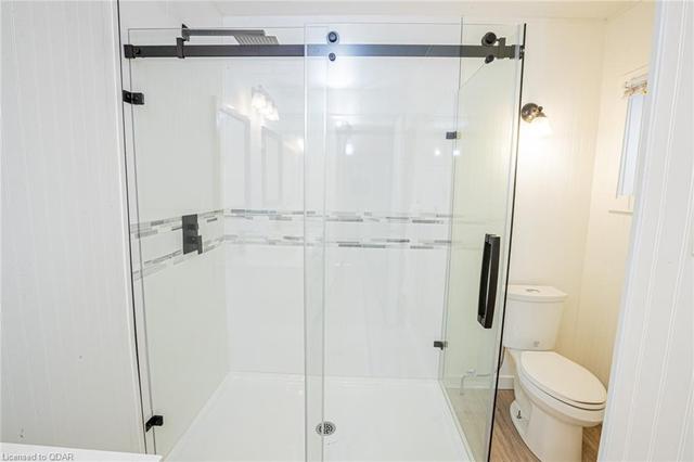 Seamless Glass Shower | Image 28