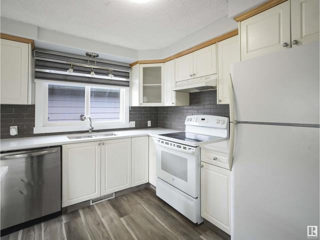 5916 11 Av Nw, House detached with 3 bedrooms, 2 bathrooms and null parking in Edmonton AB | Image 19